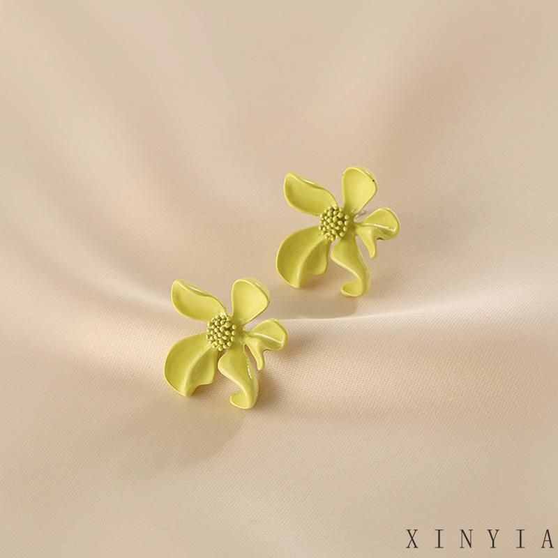 【Bayar di tempat】Anting Bunga Permen Warna Manis / Anting Tusuk Motif Bunga Gaya untuk Wanita