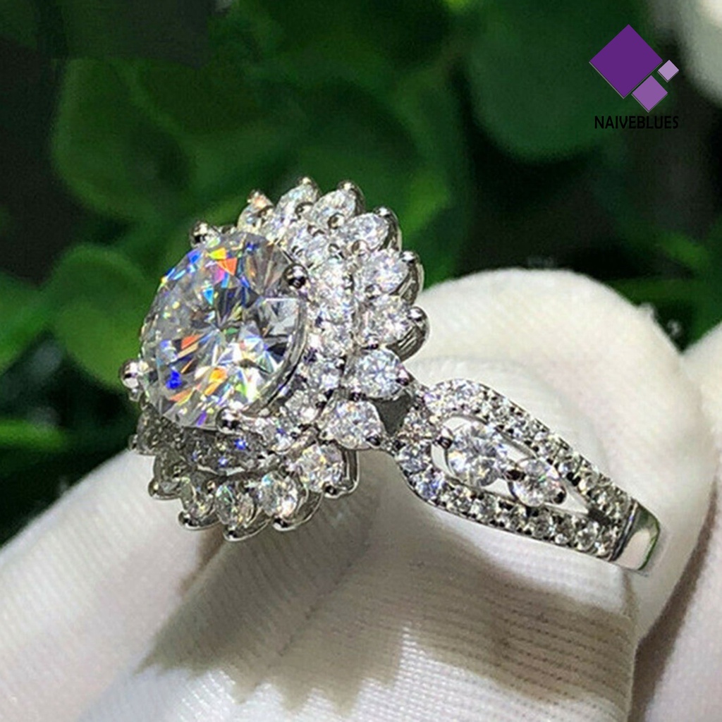 &lt; Naiveblues &gt; Cincin Wanita Bentuk Bunga Rhinestones Perhiasan Ringan Fashion Penampilan Cincin Untuk