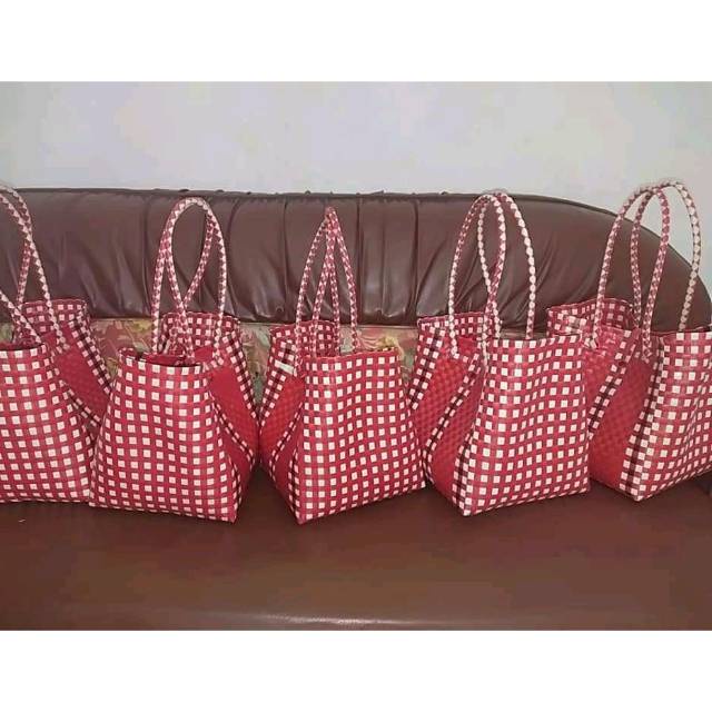 Tas Kuliah Bahan Plastik Glossy 01