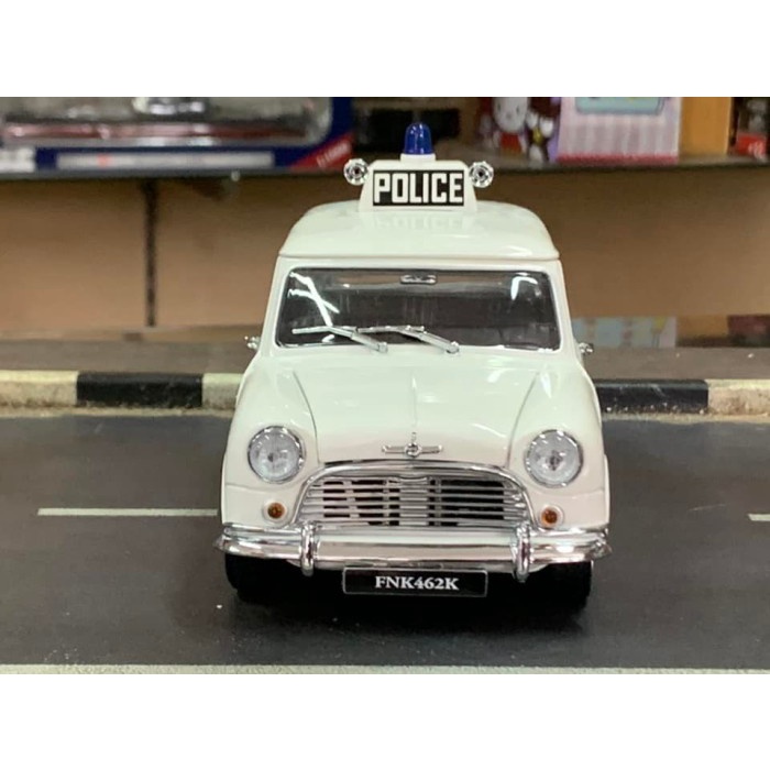 Diecast Kyosho 1/18 50th Anniversary Mini Cooper S Police 1968