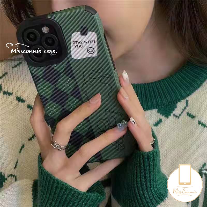 IPHONE Retro Kotak-Kotak Bunga Cinta Hati Case Kompatibel Untuk Iphone11 12 14 13 Pro MAX X 7Plus XR XS Max7 8 Plus Silikon Tekstur Kulit Mewah Berlian Senyum Lembut Shockproof Cover