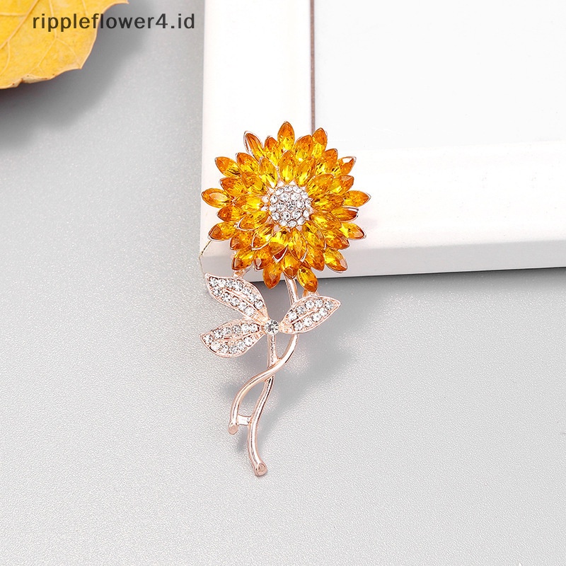 {rippleflower4.id} Fashion Berlian Imitasi Bunga Matahari Bros Pin Untuk Wanita Pakaian Mantel Perhiasan Aksesori Pesta~