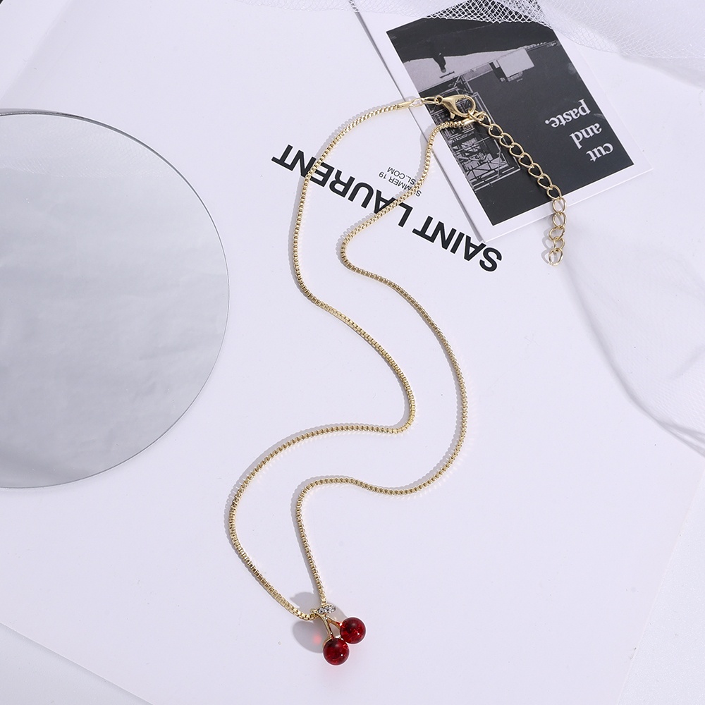 Kalung Rantai Kreatif Merah Anggur Klavikula Kalung Gadis Liontin Kalung Pria Choker Kalung Wanita Cherry Liontin Wanita Pesona Kalung Perhiasan Aksesoris