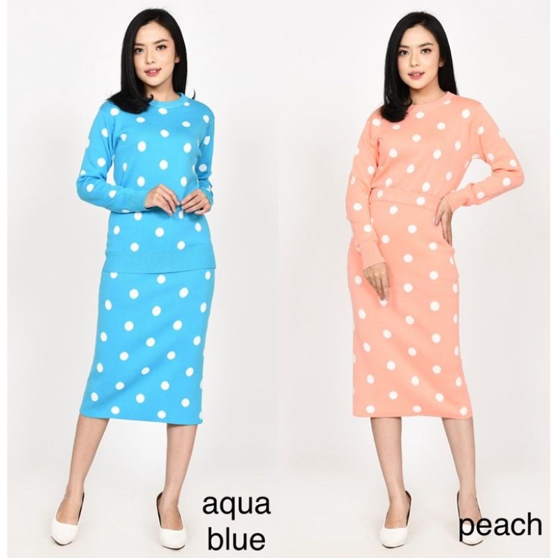 Set dress polkadot (atasan dan rok dijual terpisah) bisa dijadikan set dress