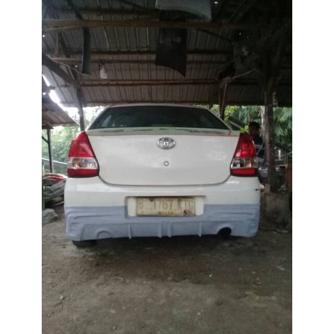 BODYKIT BELAKANG ETIOS SEDAN/LIVA MODEL HEIKERS S9