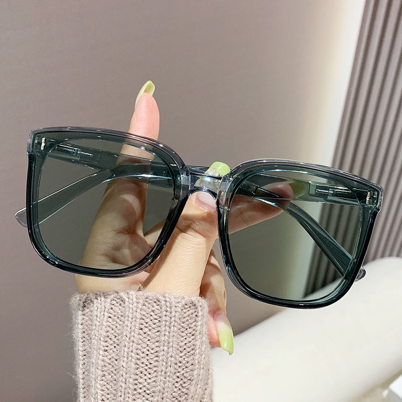 Kacamata Hitam Wanita2022Terbaru Lipat Kacamata Polarized Tabir Surya Tren Sunglasses PolarizeOutdoor Foldable Nyaman Shade