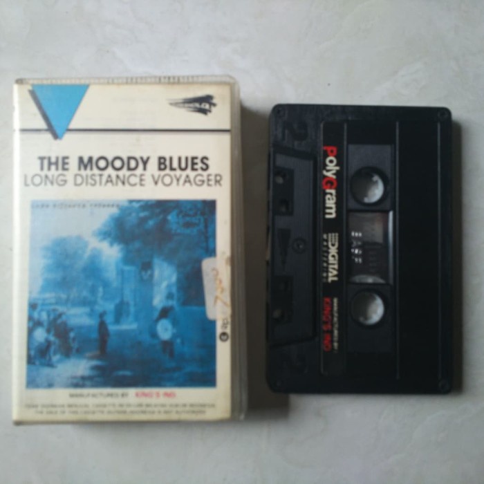 kaset the moody blues long distance voyager