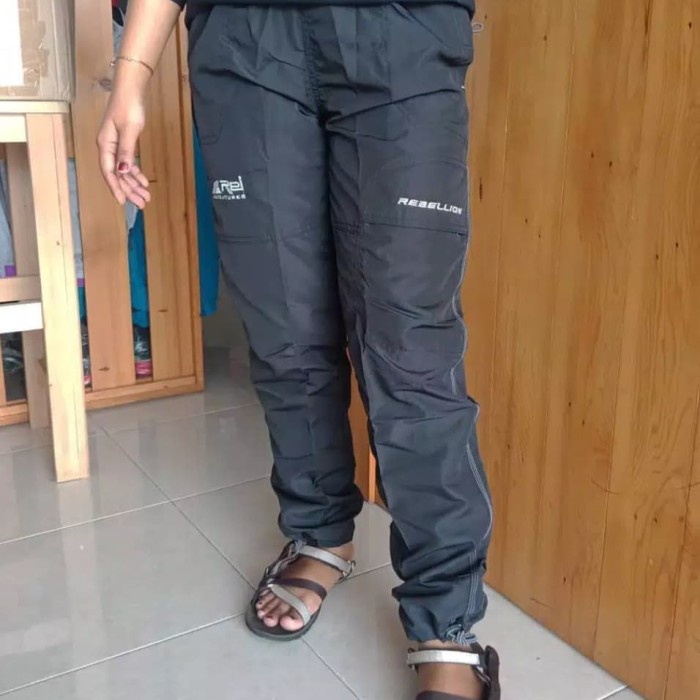 CELANA PANJANG PARASUT REI REBELLION