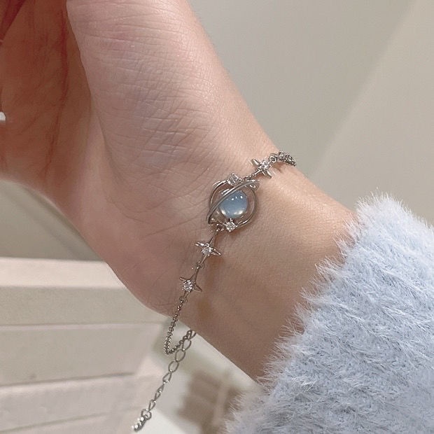 Roselife Korea Moonstone Sparkling Star Blue Planet Bracelet Untuk Wanita Gadis Bersinar Langit Berbintang Semesta Gelang Perhiasan Hadiah Untuk Pacar Teman