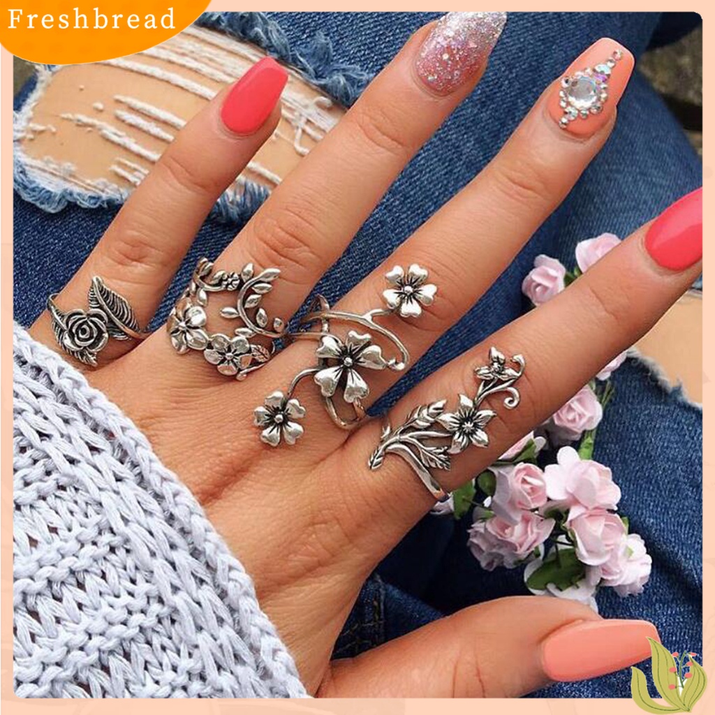 &lt; Freshbread &gt; 4Pcs/Set Cincin Buku Jari Klasik Gaya Cina Sederhana Berongga Diukir Bunga Tumpuk Cincin Aksesori Perhiasan