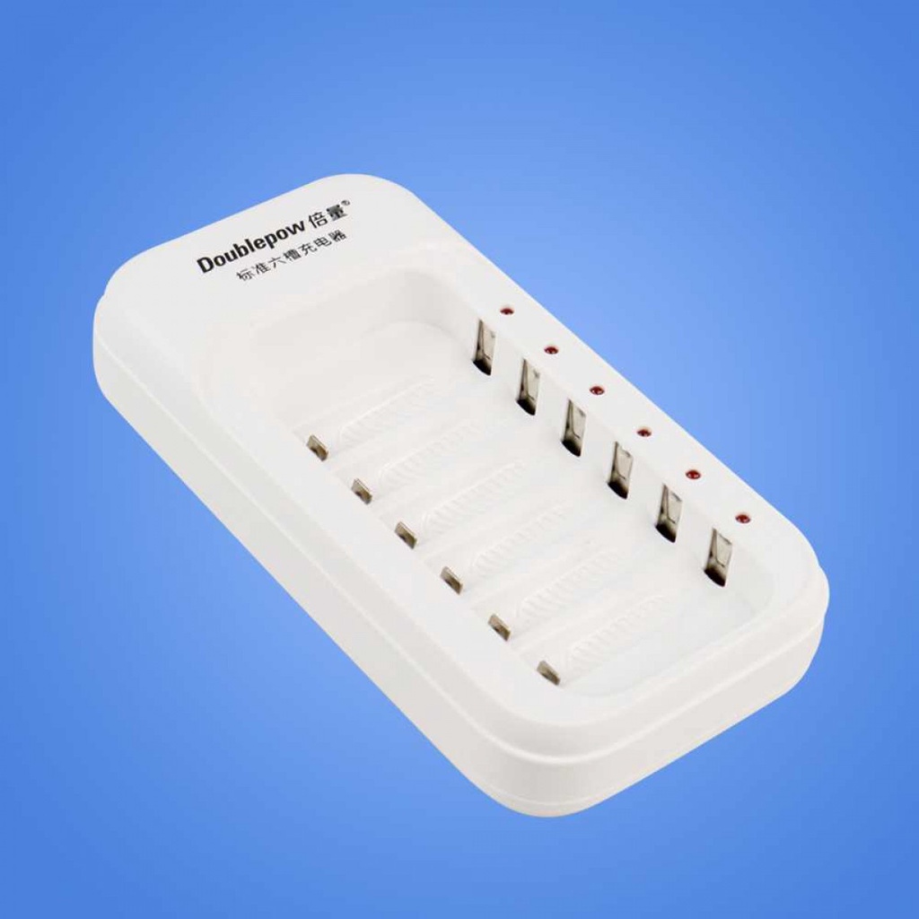 Charger Baterai 6 Slot AA AAA Ni-MH Proteksi Keamanan Indikator LED