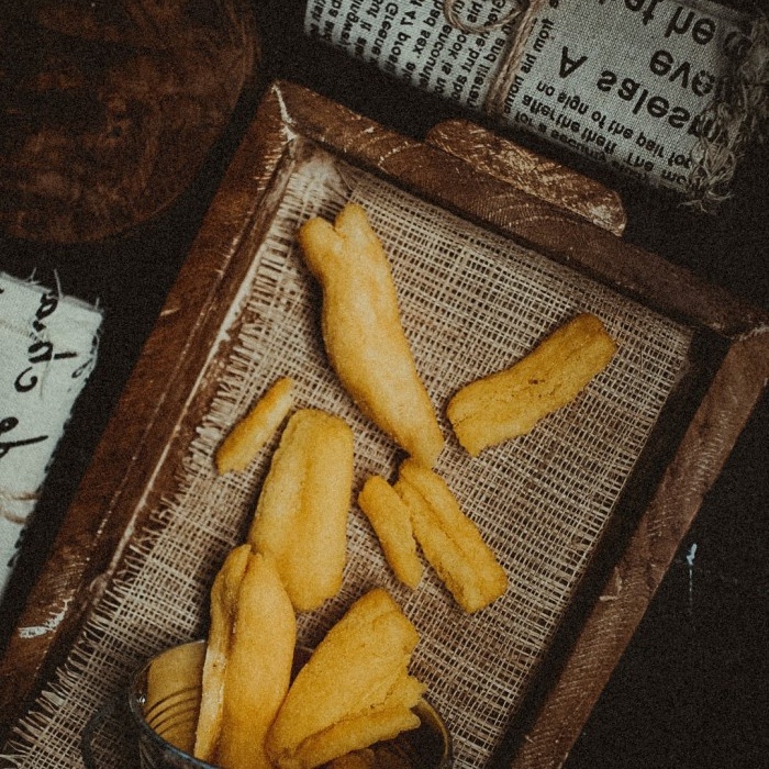 

KERIPIK TAPE SINGKONG KEMASAN 100 GRAM ORIGIN