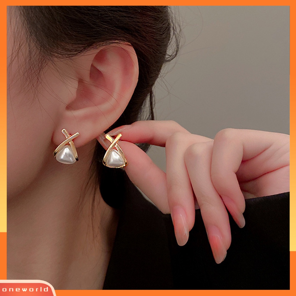 [EONE] 1pasang Anting Pejantan Geometris Segitiga Gaya Korea Temperamen Mutiara Imitasi Ear Studs Perhiasan Aksesori