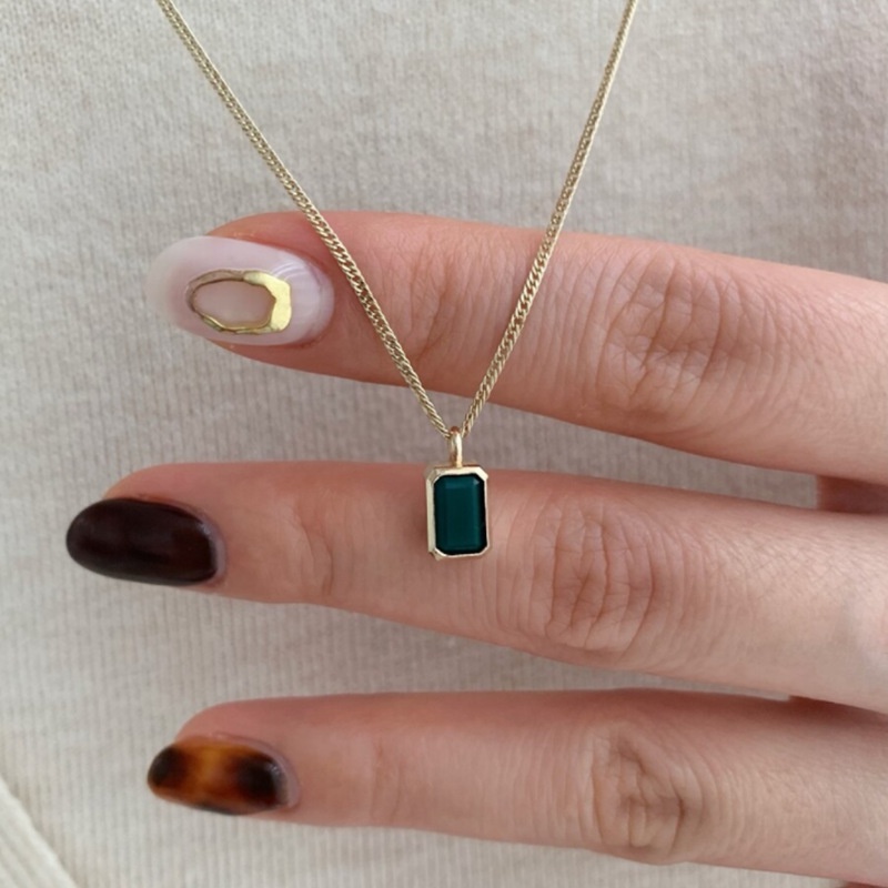 Vintage Square Green Zircon Pendant Necklace/Minimalis Simulasi Rantai Tulang Selangka Zamrud/Perhiasan Pesta Wanita Elegan