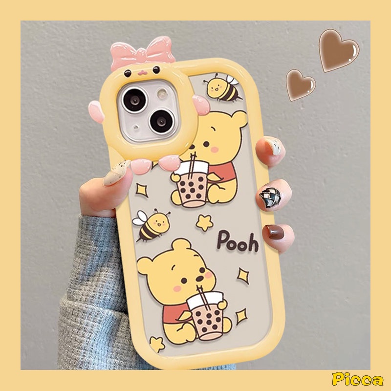 Case Lensa Monster Kecil Ikatan Simpul 3D Kompatibel Untuk iPhone 7Plus XR 11 13 14 12 Pro Max 8 7 6s 6 Plus XS Max X SE 2020 Lucu Winnie the Pooh Teh Susu Kartun Beruang Lembut Tpu Cover