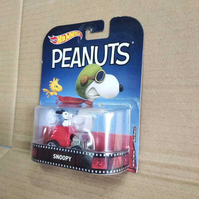 Hotwheels Retro Entertainment Peanuts Snoopy