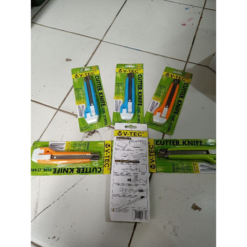 

CUTTER KNIFE BESAR/PISAU CUTTER 18MM