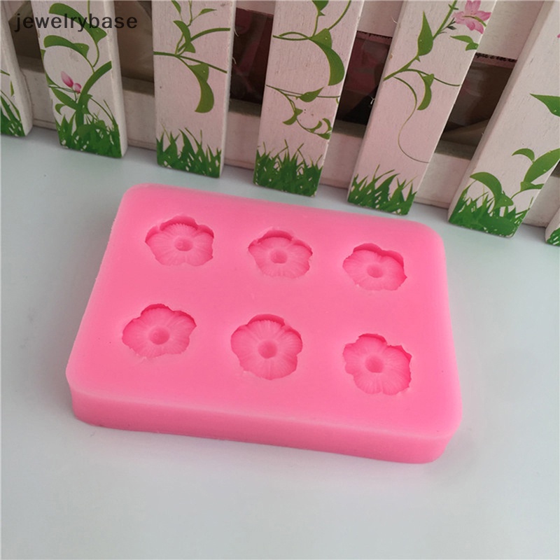 [jewelrybase] 1pc Enam Lubang Bunga Kecil Daisy Blossom Cetakan Silikon DIY Dessert Baking Mold Butik