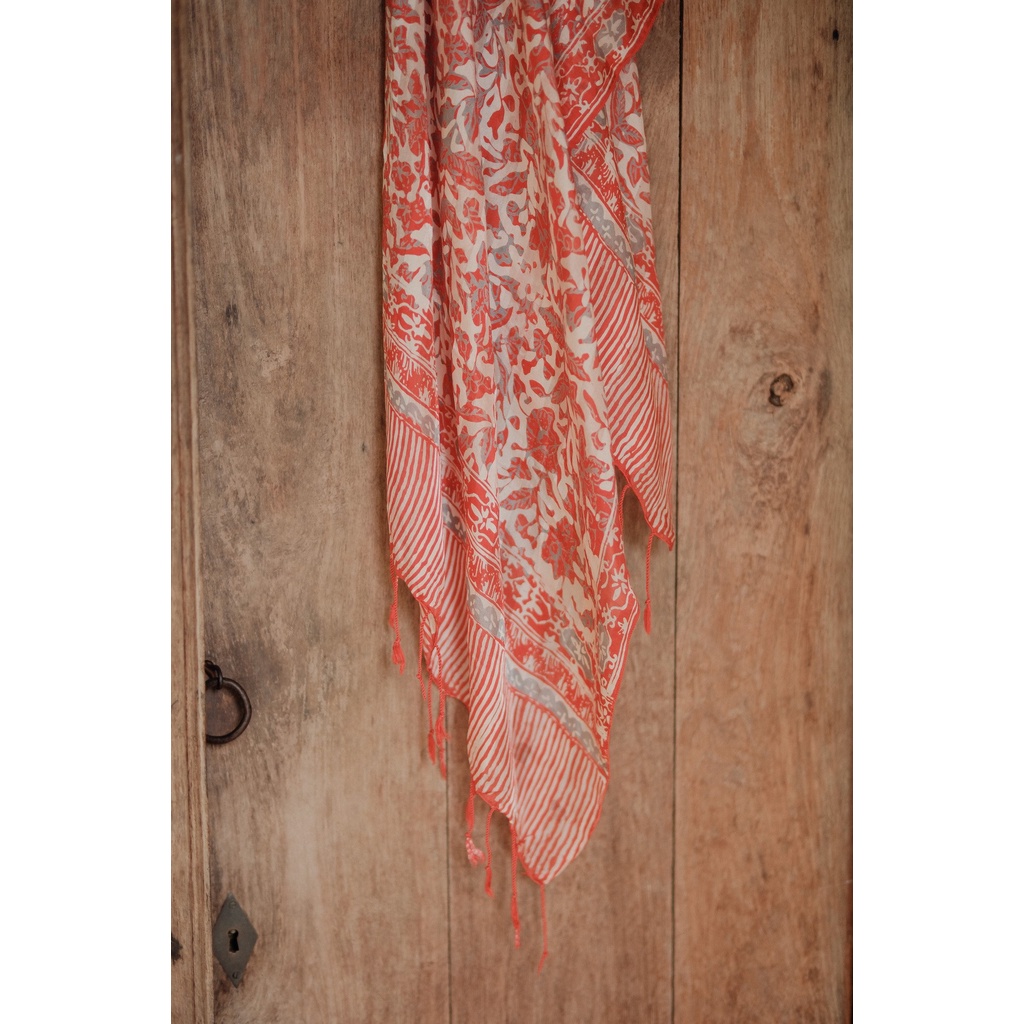 RATU - Syal Batik Sutra Orange 07