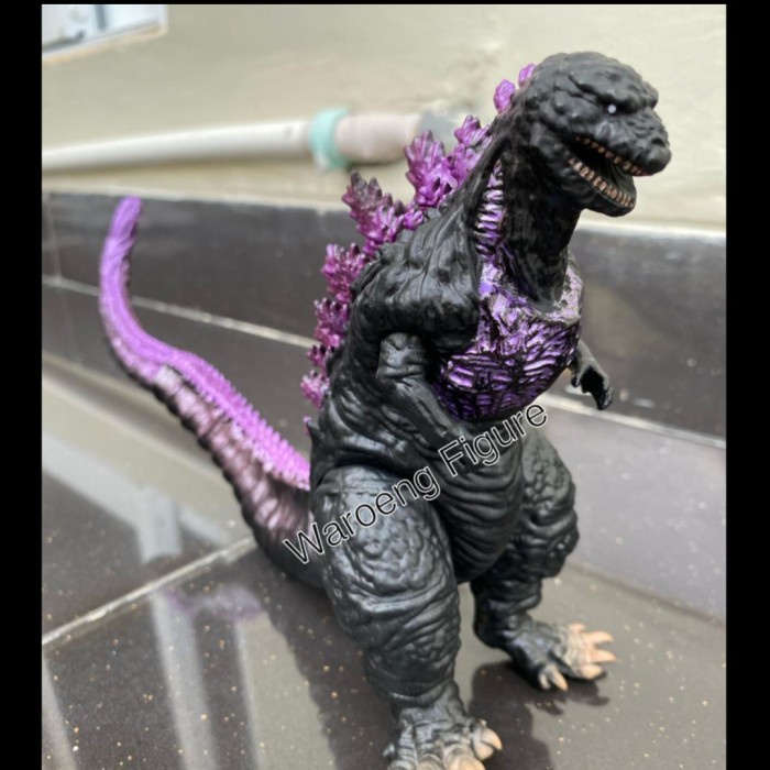 Shin Godzilla Action Figure / Mainan Godzilla