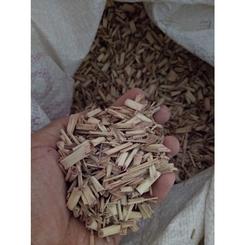 

Bubuk Daun Sereh Kering 1 kg Tanaman Herbal Nusantara Free Stiker PIRT Random
