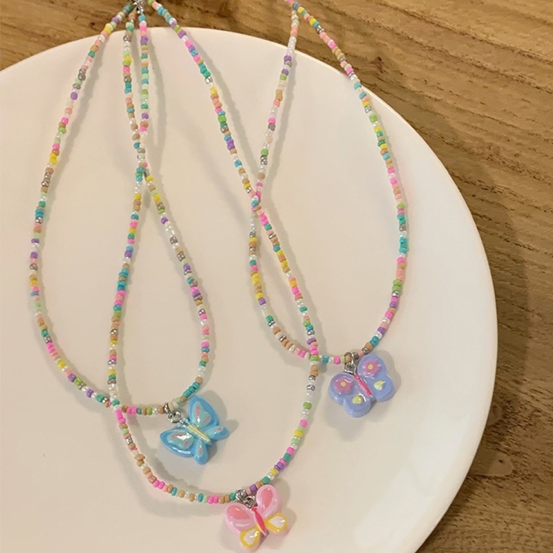 Kalung Liontin Kupu-Kupu Manik-Manik Warna Dopamin Rasa Desain Niche Perempuan Gadis Manis Rantai Klavikula Kalung Temperamen