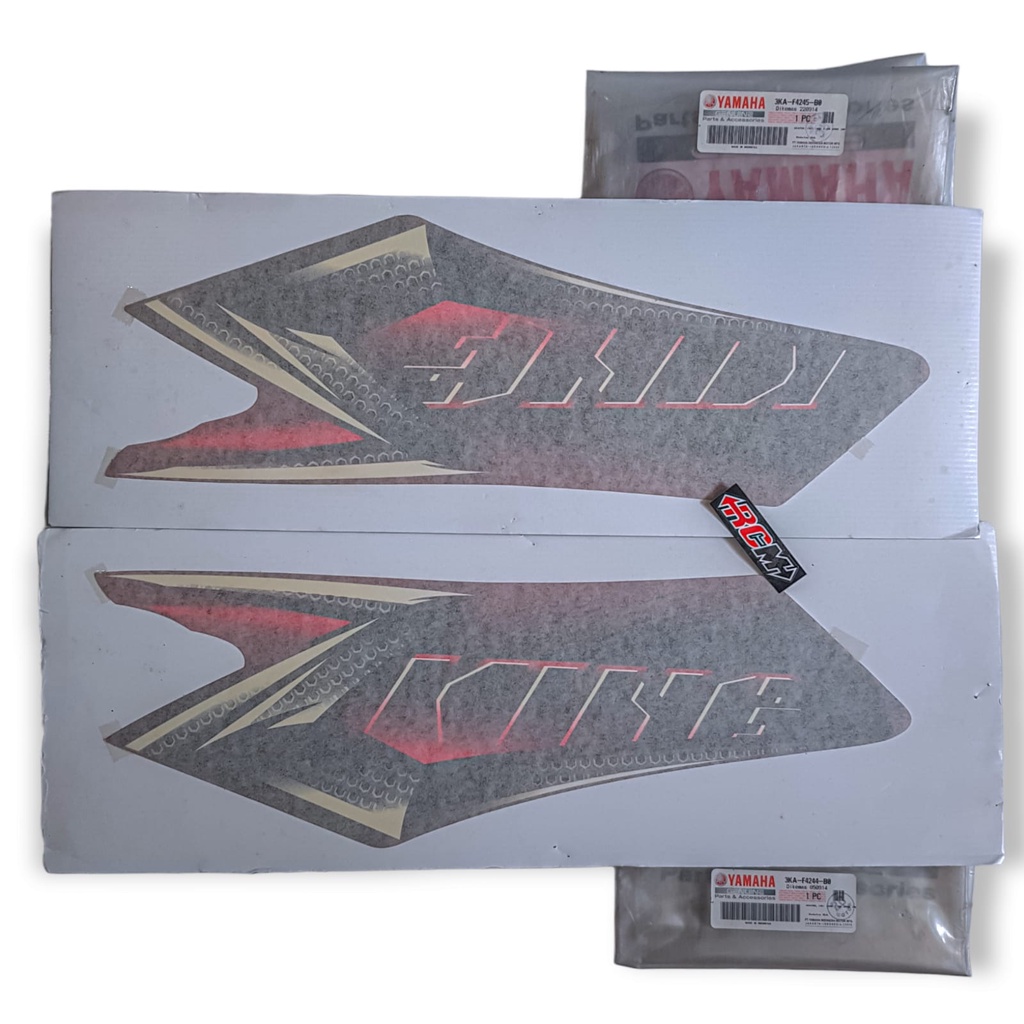 1SET 3KA-F4244-B0 LIST STICKER STIKER STRIPING FULL BODY BODI TANGKI TANKI SET KANAN KIRI RXK RXKING