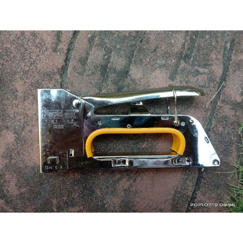 

MURAH BERKUALITAS!!! Rapid R23 guntaker steples tembak untuk dekorasi dan tenda