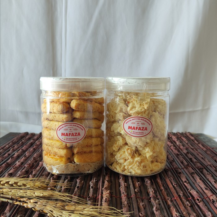 

✨BESTSELLER✨ - Mafaza Homemade hampers kue isi 2 Kastangel & Sagu Keju - Premium- 1.2.23 - TDS
