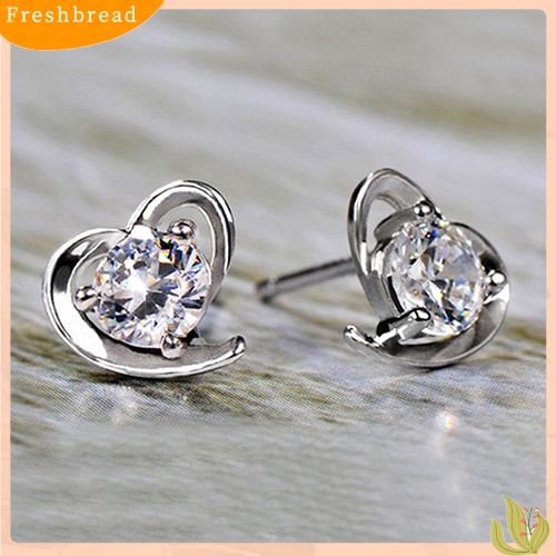 &lt; Freshbread &gt; Fashion Wanita Cinta Hati Cubic Zirconia925 Sterling Silver Ear Studs Earrings