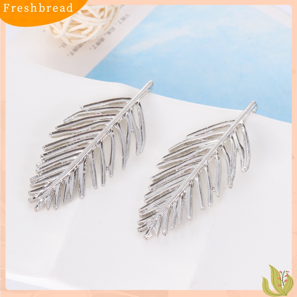 &lt; Freshbread &gt; Fashion Logam Berongga Daun Liontin Telinga Studs Wanita Anting Pesta Perhiasan Hadiah