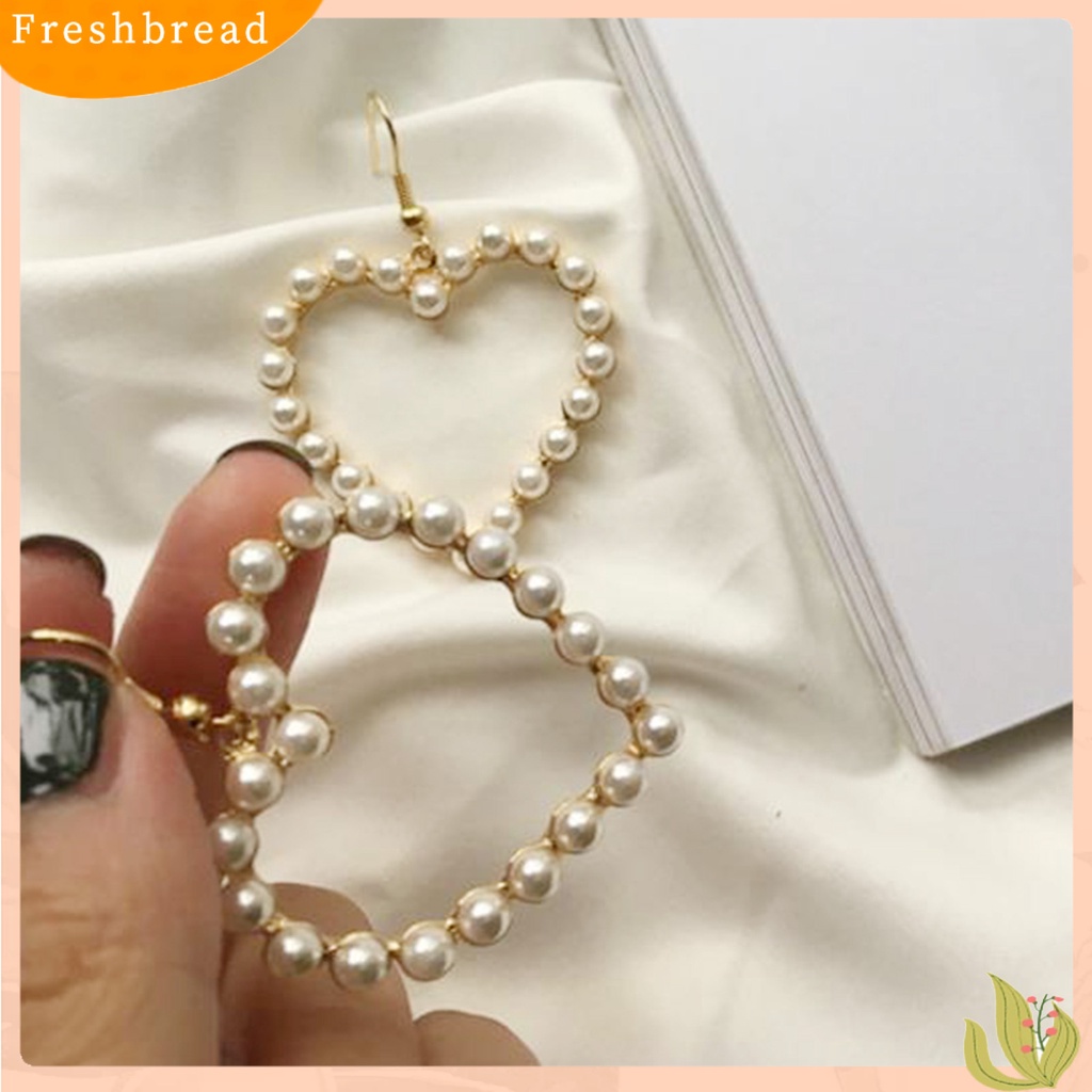 &lt; Freshbread &gt; 1pasang Anting Kait Bentuk Hati Liontin Mutiara Imitasi Perhiasan Berongga Keluar Indah Menjuntai Anting Untuk Pacaran