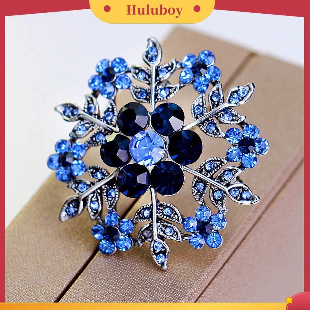 {Ready Stock} Fashion Wanita Snowflake Bunga Lingkaran Berlian Imitasi Bros Pin Perhiasan Natal