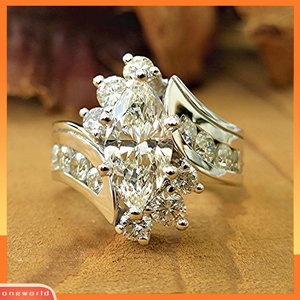 [EONE] Fashion Cincin Sparkling Kreatif Bentuk Shiny Efek Visual Tidak Iritasi Mudah Dipakai Zirkon Hias Bersinar Jari Cincin Wanita Perhiasan Pernikahan Hadiah Ulang Tahun