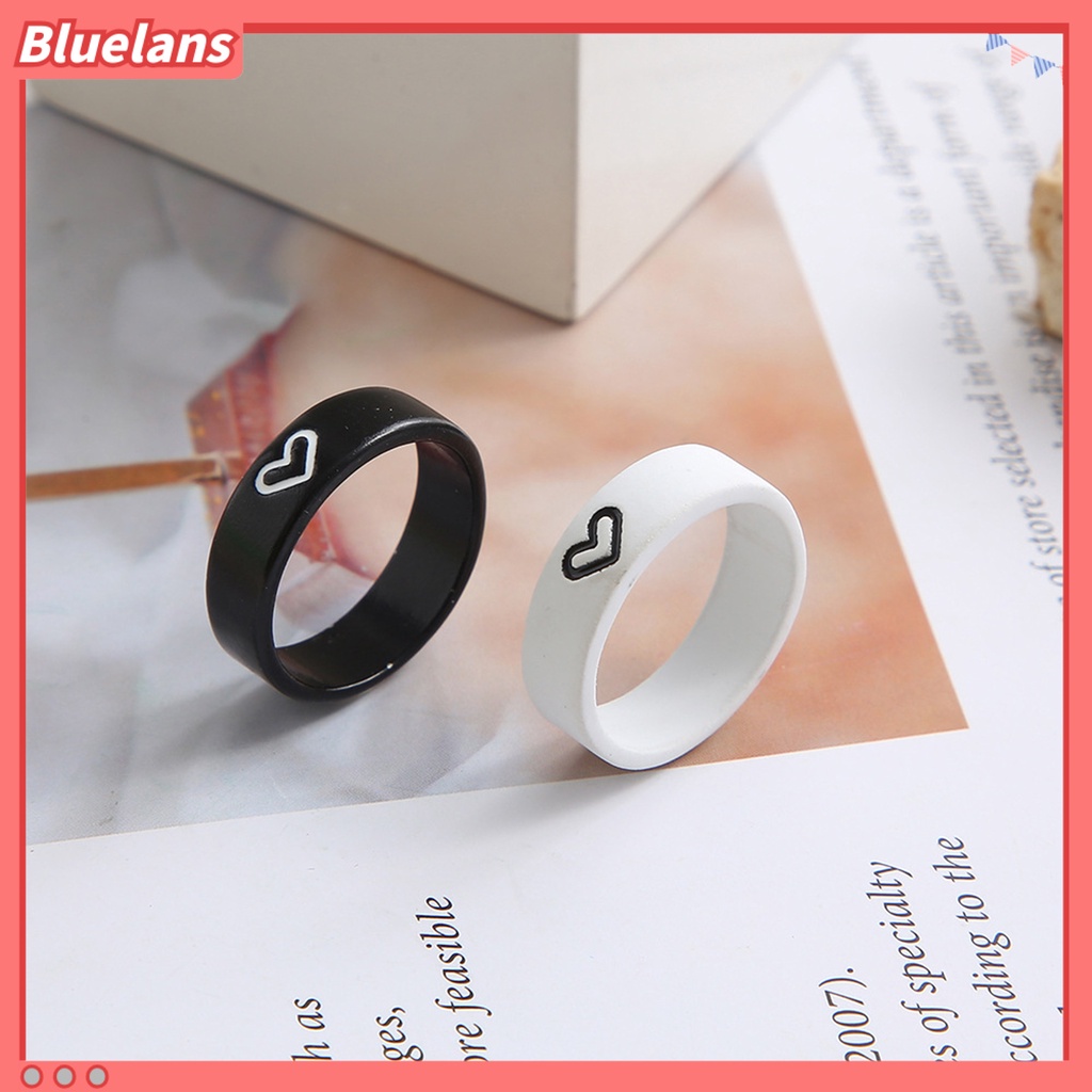 [BLS] 1pasang Cincin Pasangan Warna Kontras Temperamen Hadiah Valentine Teman Baik Lucu Berbentuk Hati Jari Cincin Untuk Anniversary