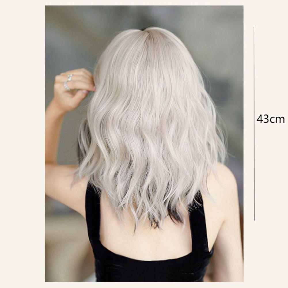 Lily Wig Wanita Masquerade Fashion Poni Parsial Suhu Tinggi Garis Penuh Wig Rambut Keriting Pendek