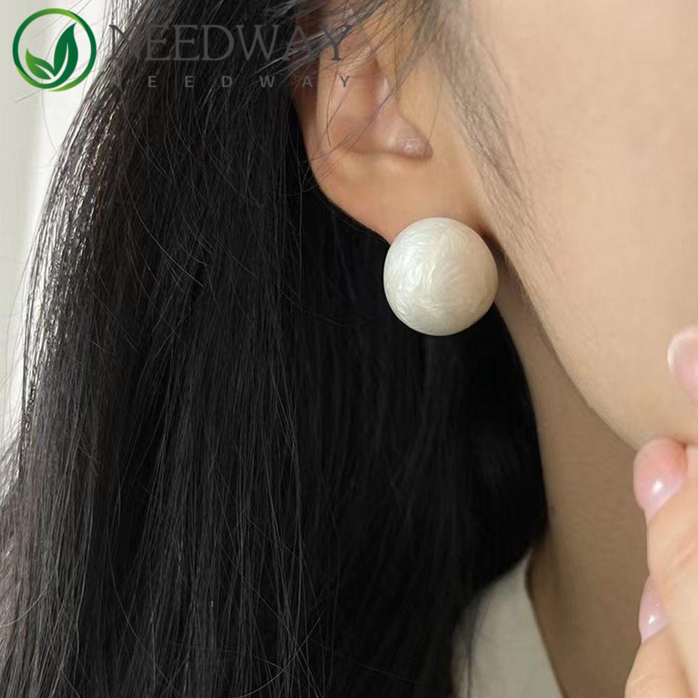 Needway   Wanita Anting Bulat Halus Retro Vintage Trendi Enamel Niche Desain Hadiah Gadis Alloy Gaya Korea Earrings