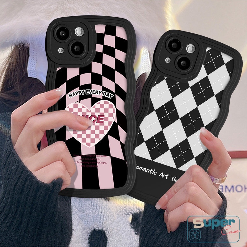 Art Retro Letter Checkerboard Twist Phone Case Kompatibel Untuk IPhone XR 11 13 12 14 Pro Max 7Plus 7 6s 14 8 6 Plus X XS Max SE 2020cinta Romantis Hati Wavy Edge Soft Tpu Back Case