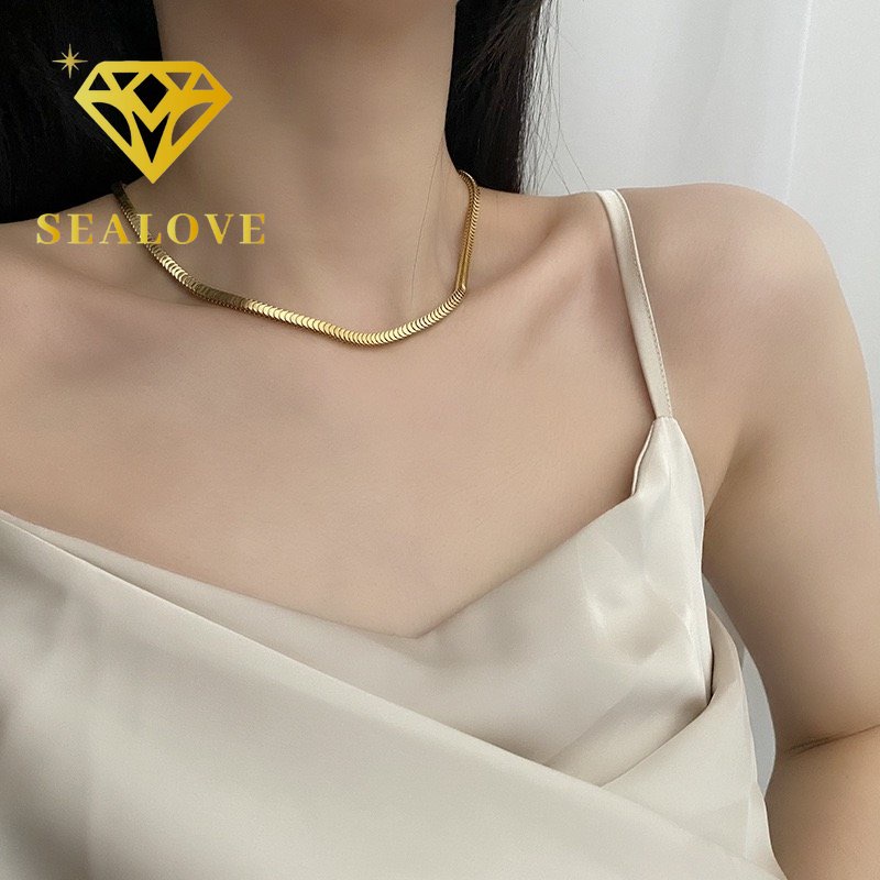 Kalung Titanium Wanita Sisik Ikan Emas 18K Anti Karat Cantik Elegan Korea Rantai Belut Aksesoris Perhiasan