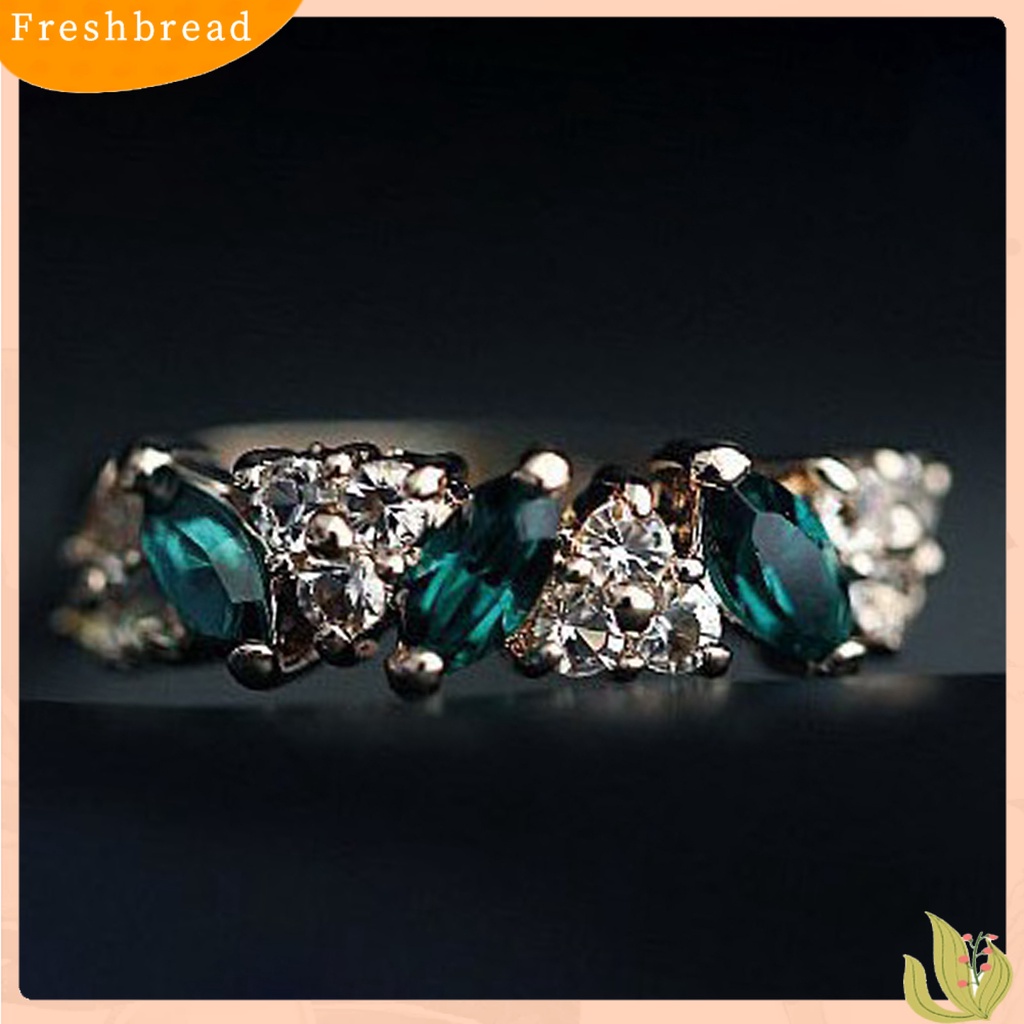 &lt; Freshbread &gt; Berlian Imitasi Halus Wanita Cincin Paduan Imitasi Permata Hijau Jari Cincin Perhiasan Aksesori