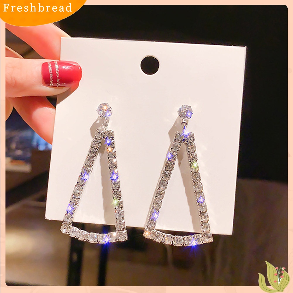 &lt; Freshbread &gt; Wanita Berlian Imitasi Penuh Berongga Segitiga Geometris Menjuntai Telinga Drop Anting Perhiasan