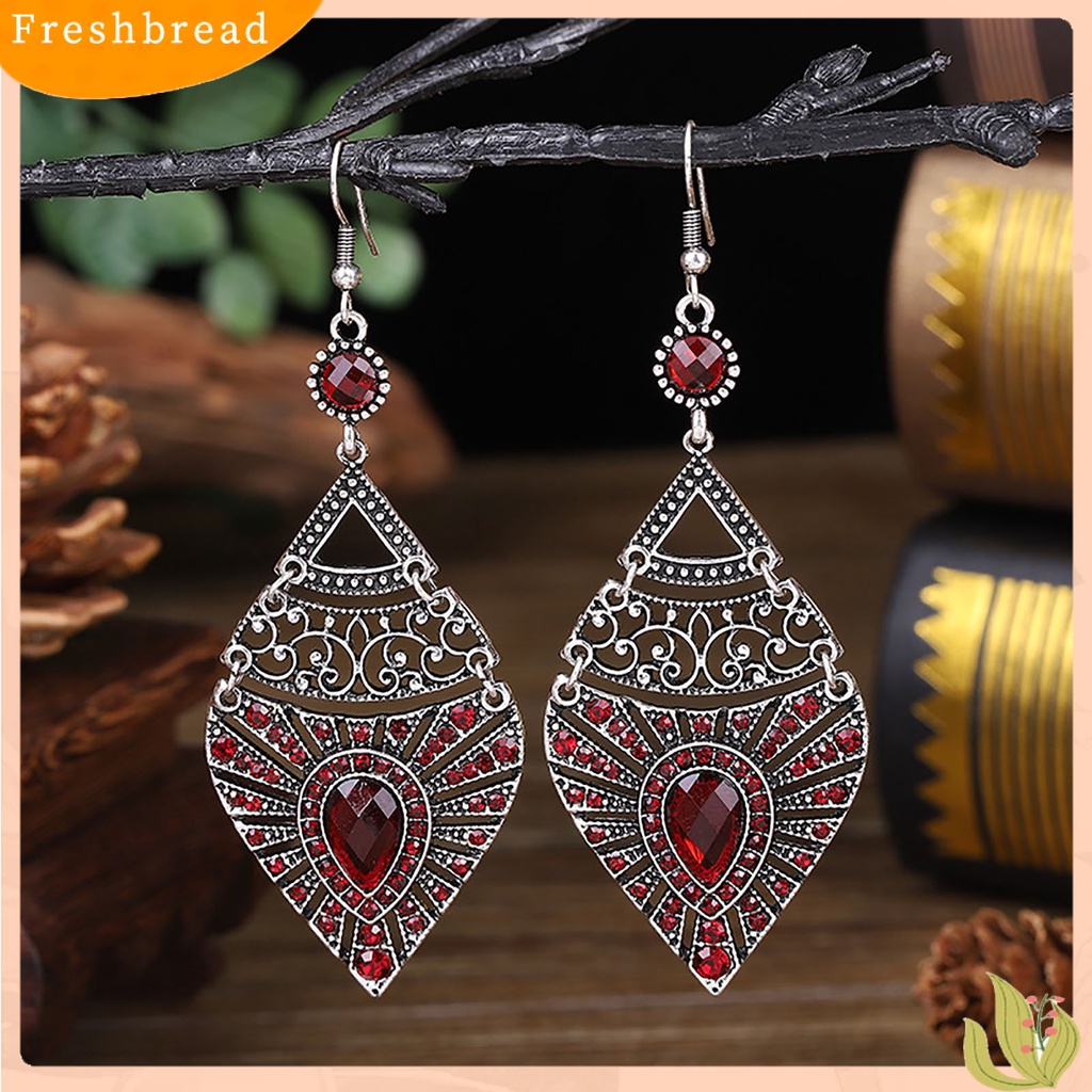 &lt; Freshbread &gt; 1pasang Drop Earrings Gaya Etnik Fashion Perhiasan Alloy Berlubang-out Tetesan Air Wanita Earrings Untuk Tanggal