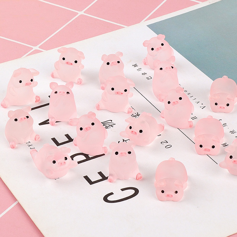 1pc Mobil Pink Piggy Doll Kawaii Mini Resin Kartun DIY Dashboard Dekorasi Self-adhesive Ornamen Auto Interior Aksesoris