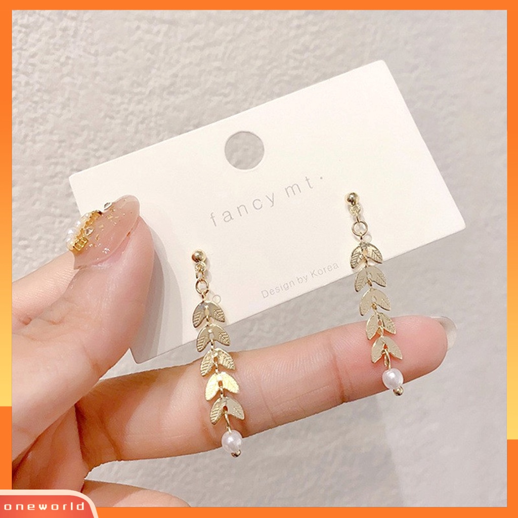 [EONE] 1pasang Anting Pejantan Bersinar Mutiara Imitasi Rumbai Desain Geometris Bentuk Reguler Dekorasi Colorfast Lady Elegan Anting Panjang Aksesoris Pakaian