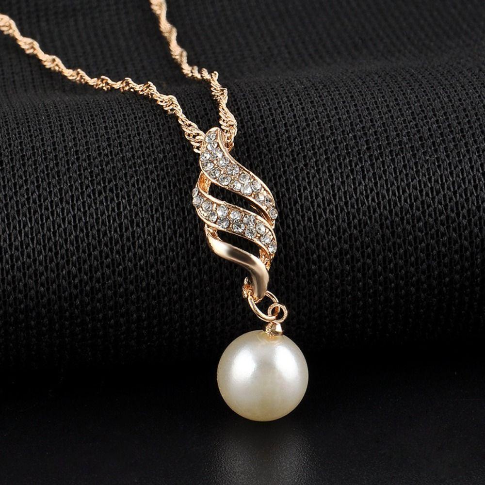 Mxbeauty Korea Style Liontin Aesthetic Pernikahan Emas Elegan Kepribadian Indah Klasik Alloy Vintage Berlian Imitasi Set Perhiasan