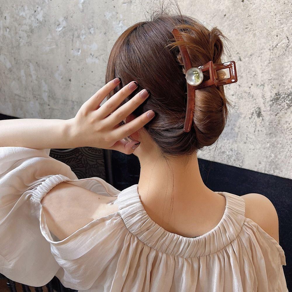 Needway   Gaya Korea Jepit Rambut Hadiah Fashion Surat Persegi Vintage Sederhana Wanita Hair Clip