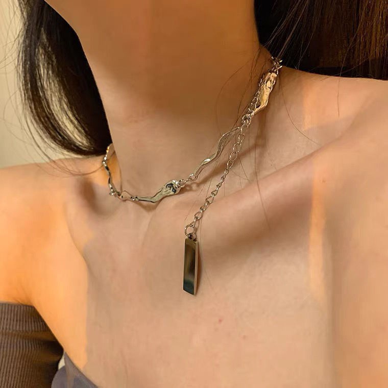 Kalung Tidak Teratur Gaya Keren Perempuan Musim Panas Influencer Niche Desain Classy All-Match Necklace