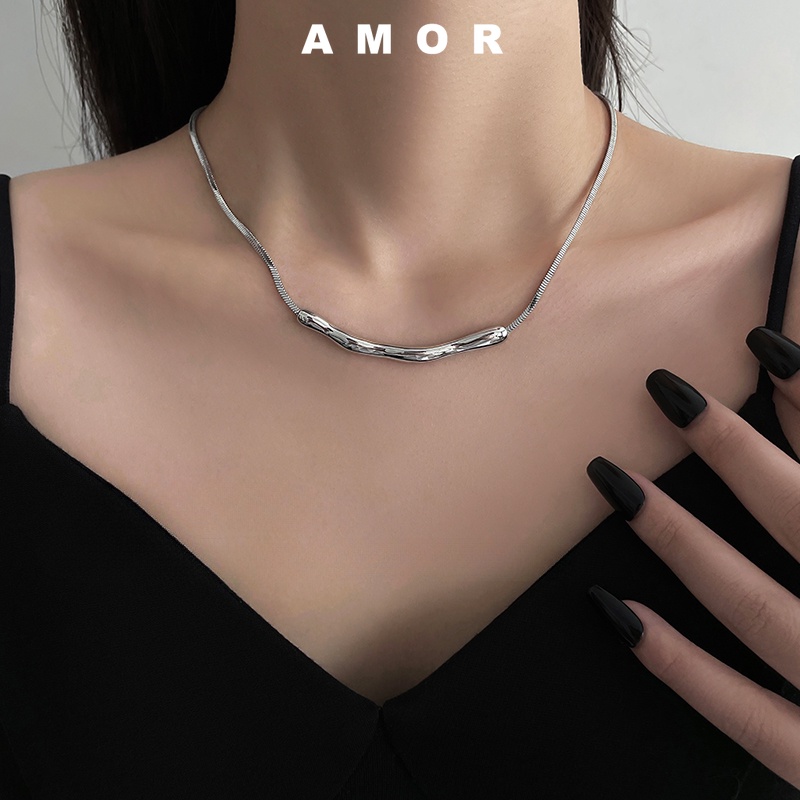 Musim Panas Gaya Korea Logam Tidak Teratur Liontin Kalung Wanita Kerah Rantai Neckchain