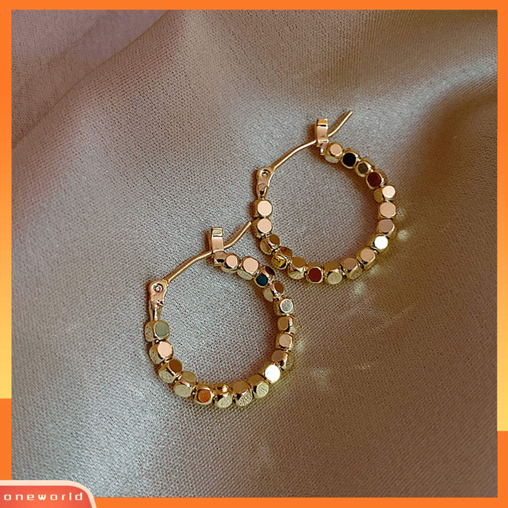 [WOD] 1pasang Anting Wanita Bentuk Bulat High-end Berongga Keluar Vintage Huggie Earrings Hadiah