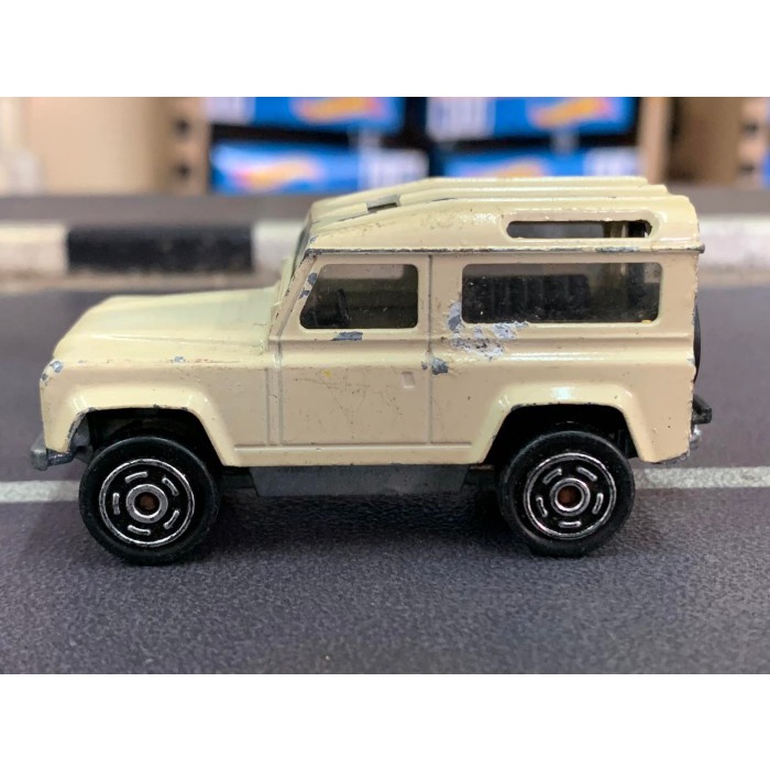 Majorette 266 Land Rover 90 Krem Made in France Loose Pack